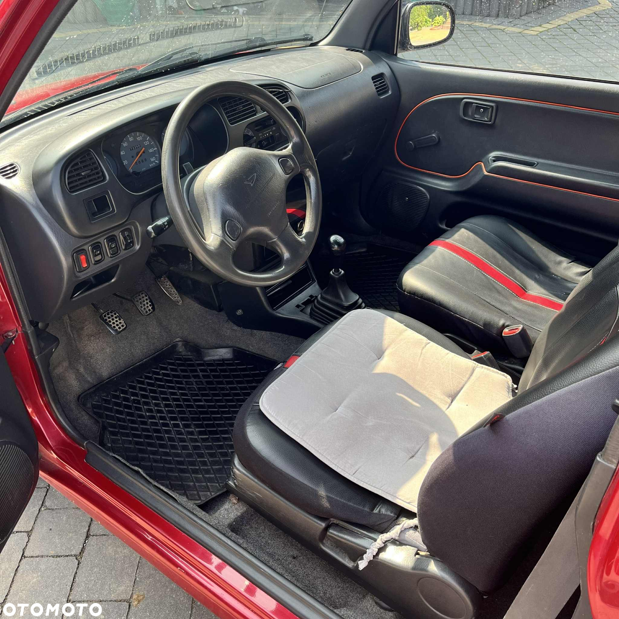 Daihatsu Cuore - 5