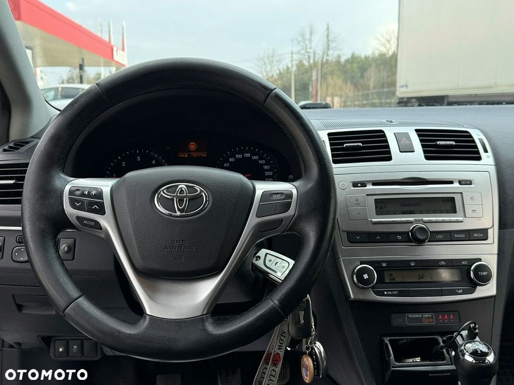 Toyota Avensis 2.0 D-4D Active - 6