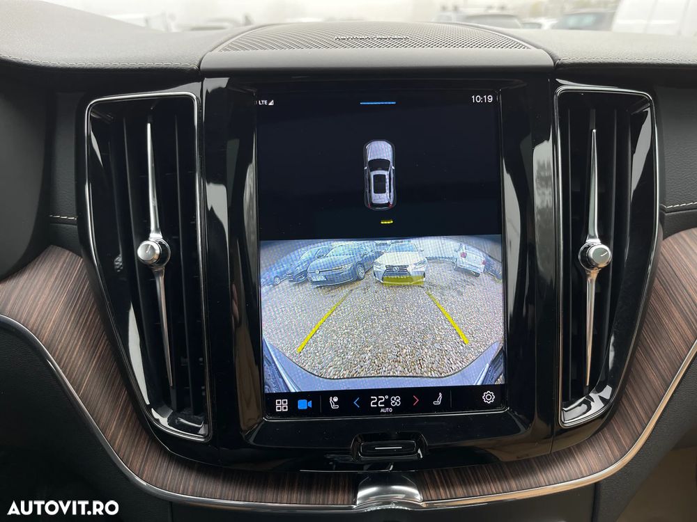 Volvo XC 60 B5 MHEV AT8 AWD Inscription - 16