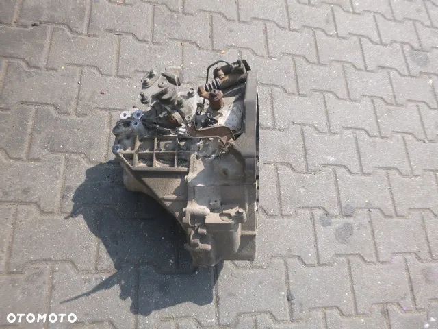 MANUALNA SKRZYNIA BIEGÓW TOYOTA YARIS II 1.3 VVTI 05-09 - 11