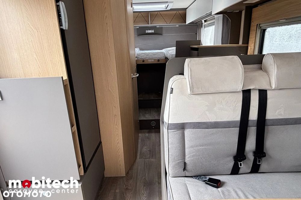 LMC TOURER H 664 G - 19