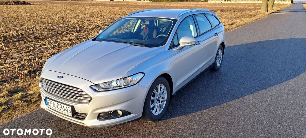 Ford Mondeo 1.5 TDCi ECOnetic Start-Stopp Titanium - 4