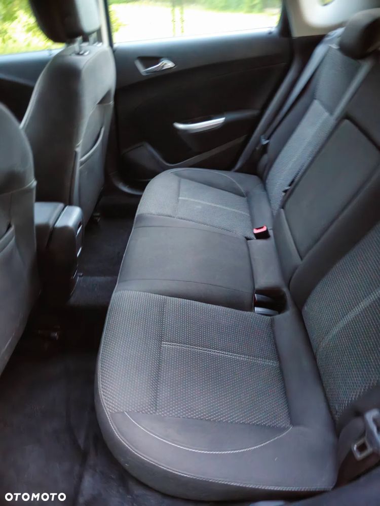 Opel Astra - 13