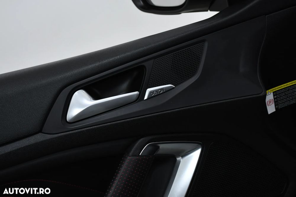 Peugeot 308 1.2 L PureTech Turbo S&S Active - 32