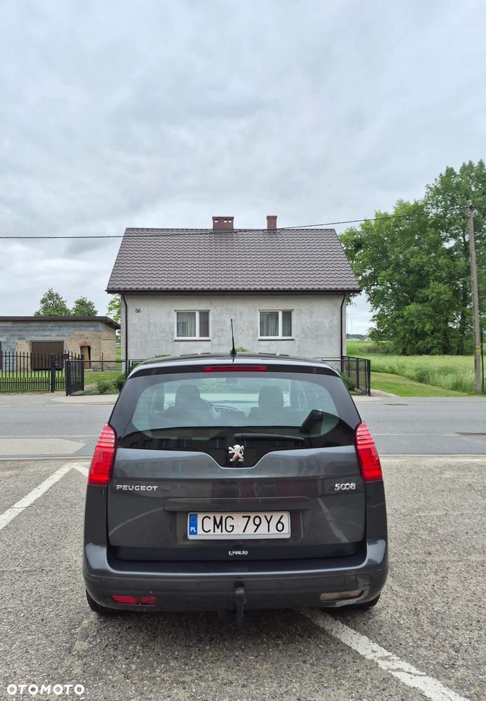 Peugeot 5008 - 4
