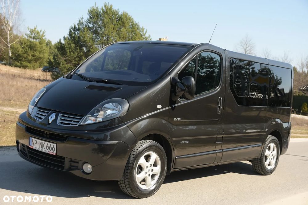 Renault Trafic FAP Grand Passenger Black Edition - 2