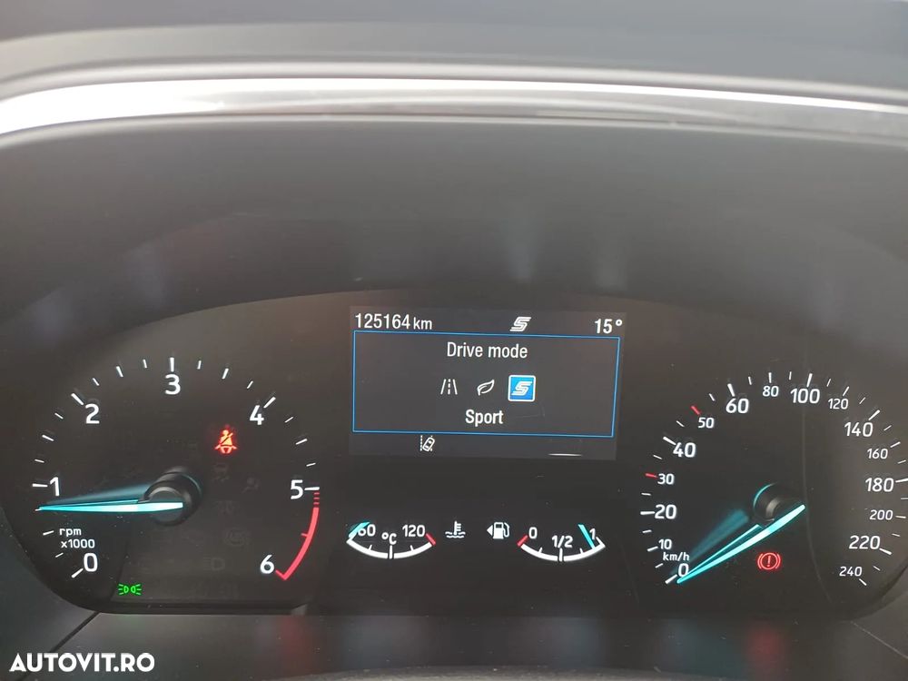 Ford Focus 1.5 EcoBlue Titanium - 16