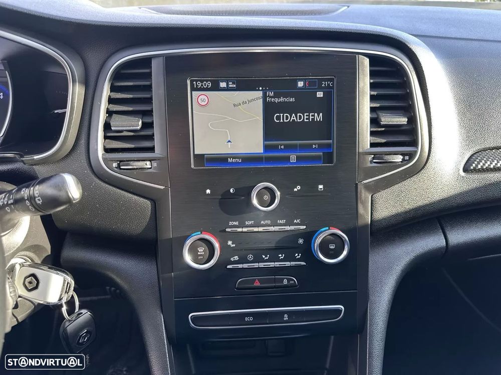 Renault Mégane 1.5 Blue dCi Intens - 33