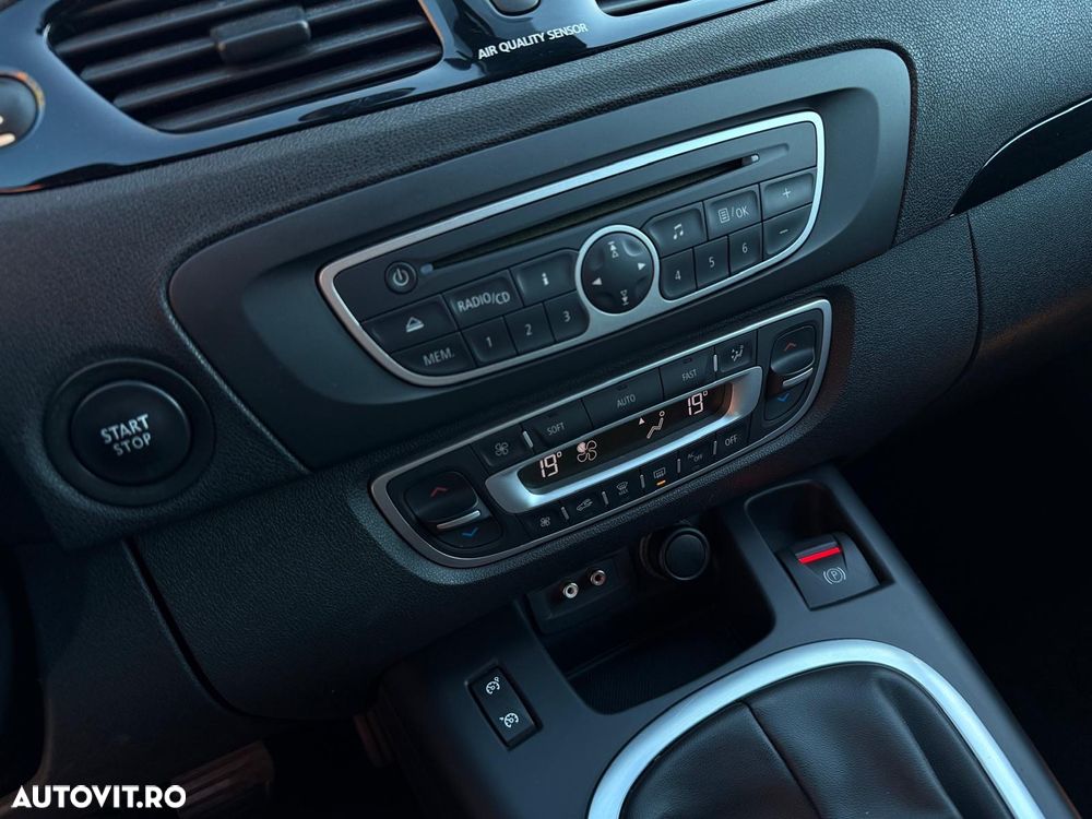 Renault Scenic - 21