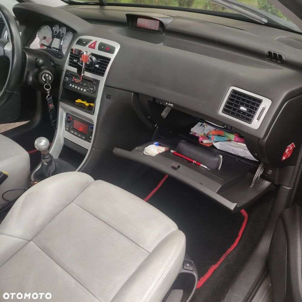 Peugeot 307 CC 1.6 - 17