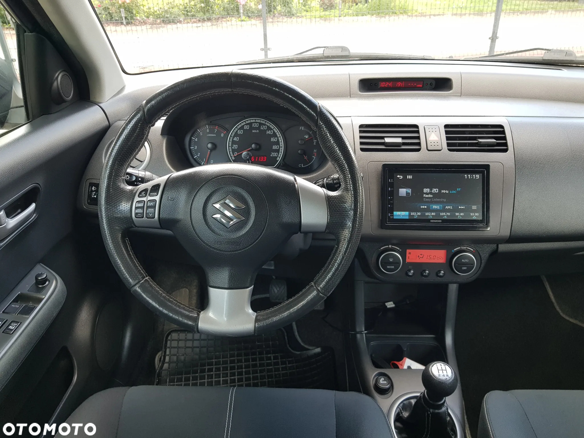 Suzuki Swift - 15