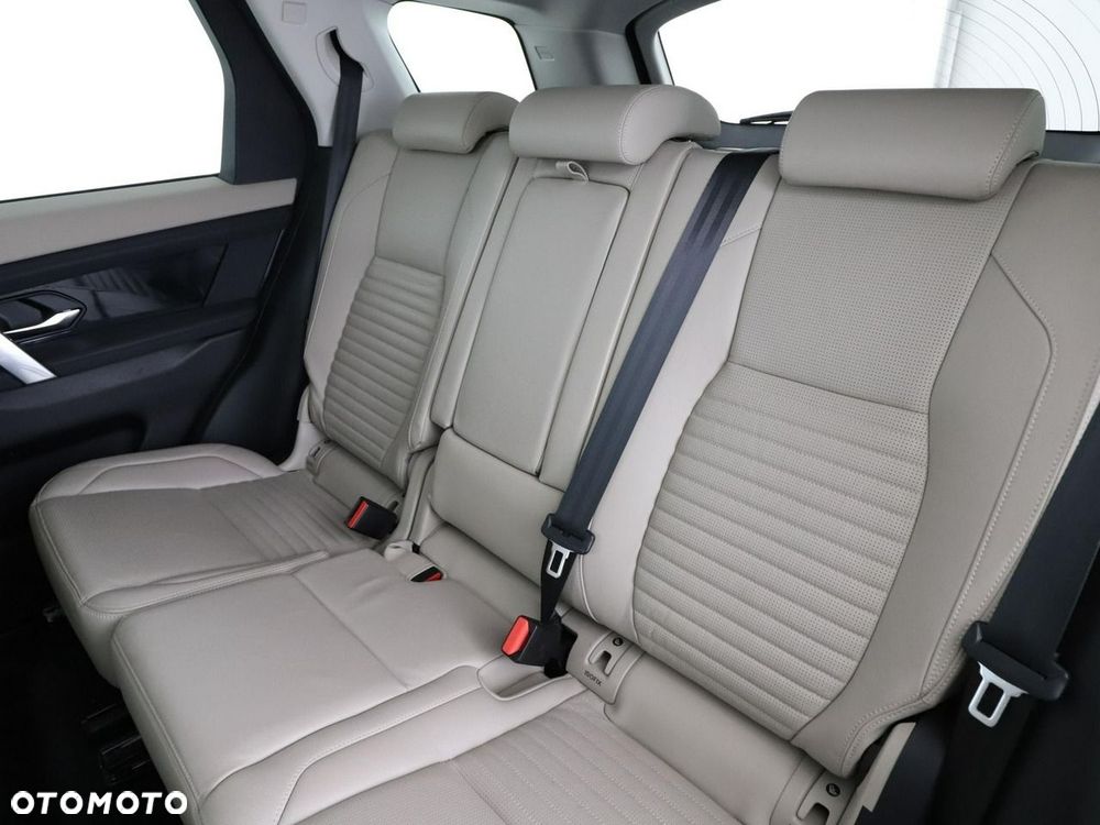 Land Rover Discovery Sport 2021