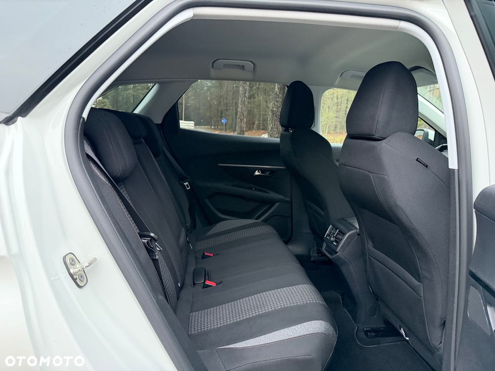 Peugeot 3008 BlueHDi 130 Stop & Start EAT8 Active Pack - 25