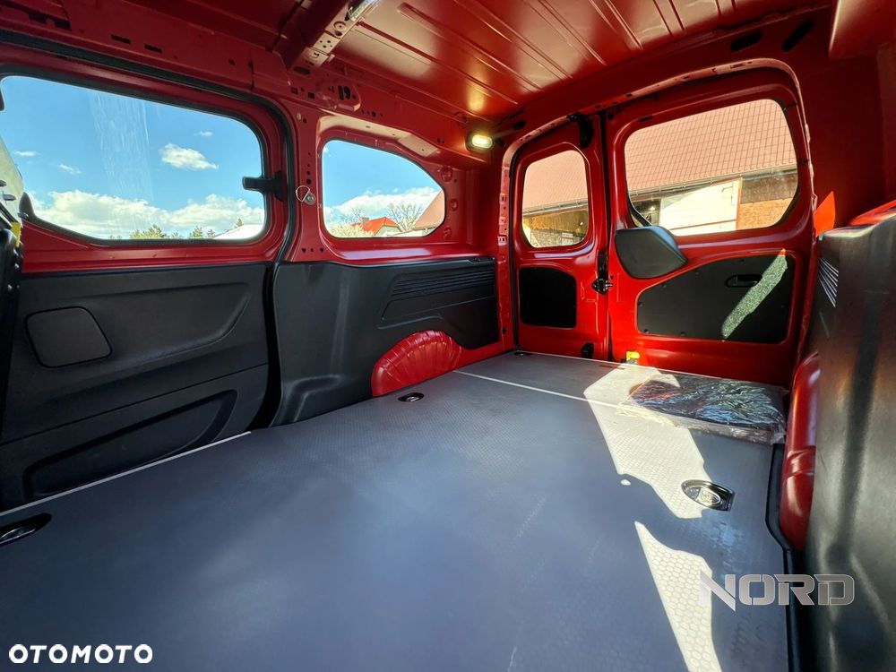 Peugeot Partner 4x4 1.5 Long Premium - 16