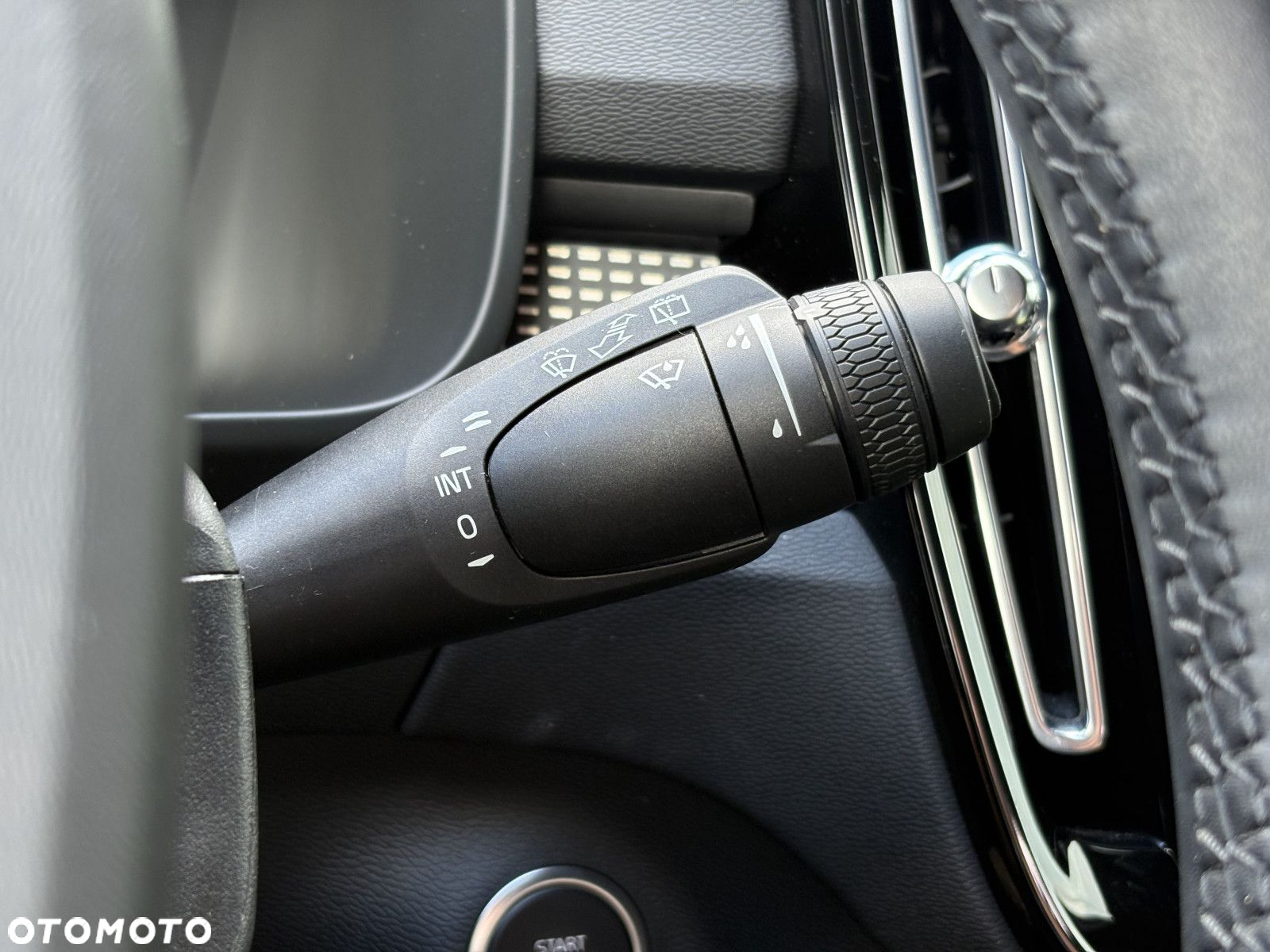 Volvo XC 40 - 23