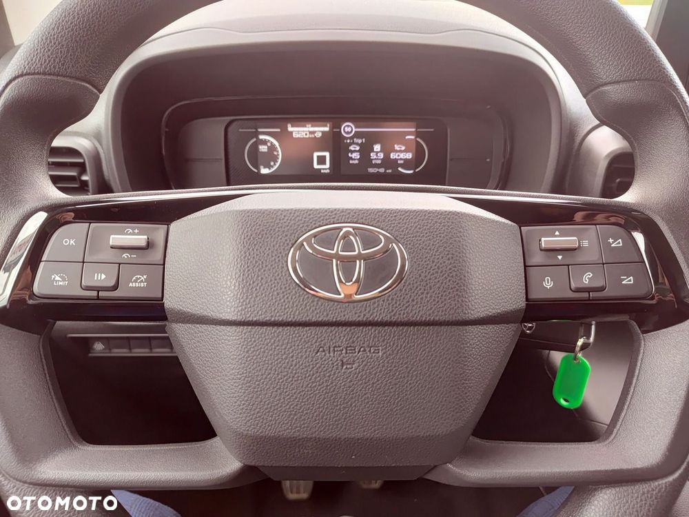Toyota PROACE CITY - 13