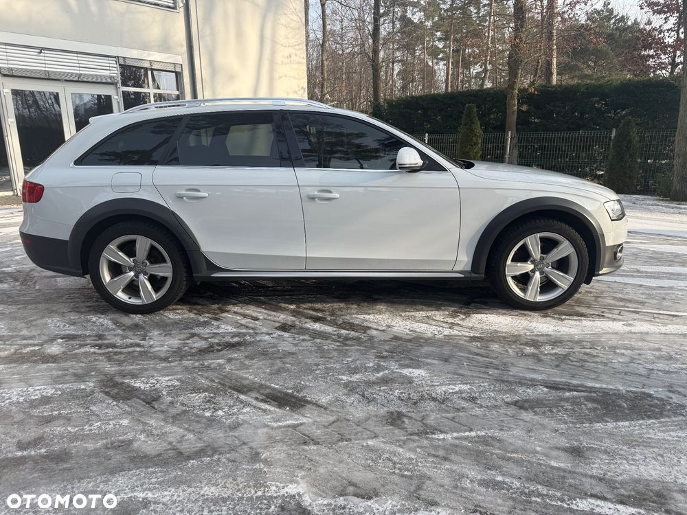 Audi A4 Allroad 2.0 TDI DPF S tronic - 5
