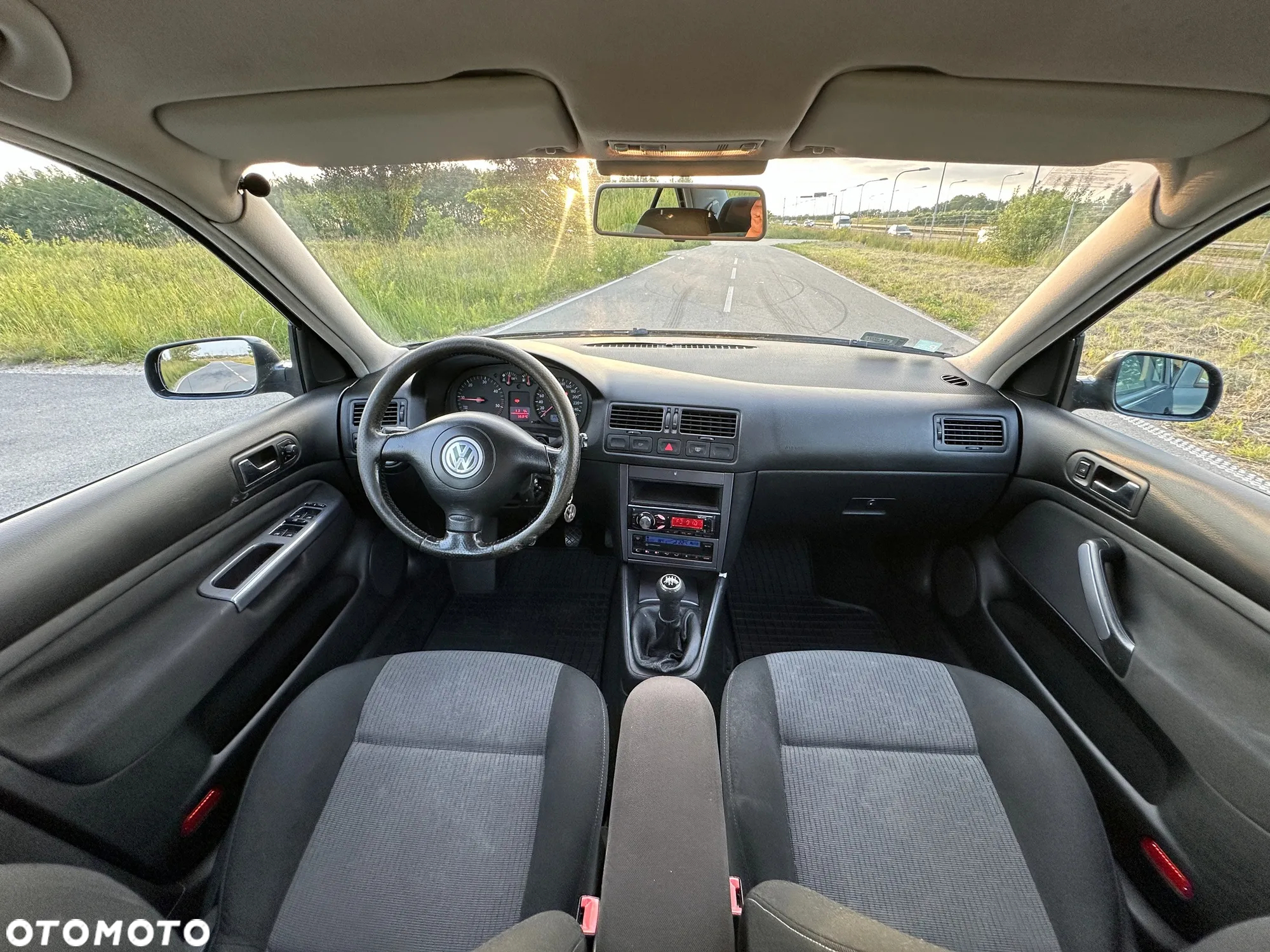 Volkswagen Bora Variant 1.9 TDI Highline - 11