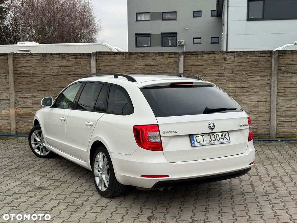 Skoda Superb 1.6 TDI Active Greenline - 5