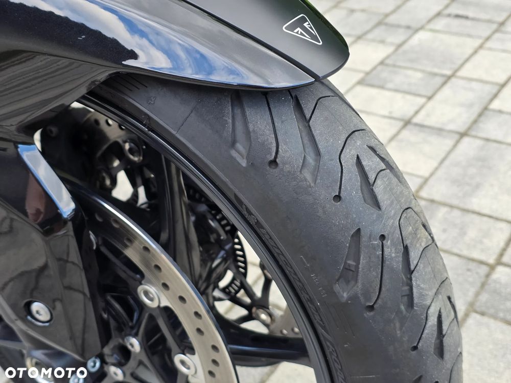 Triumph Tiger - 16