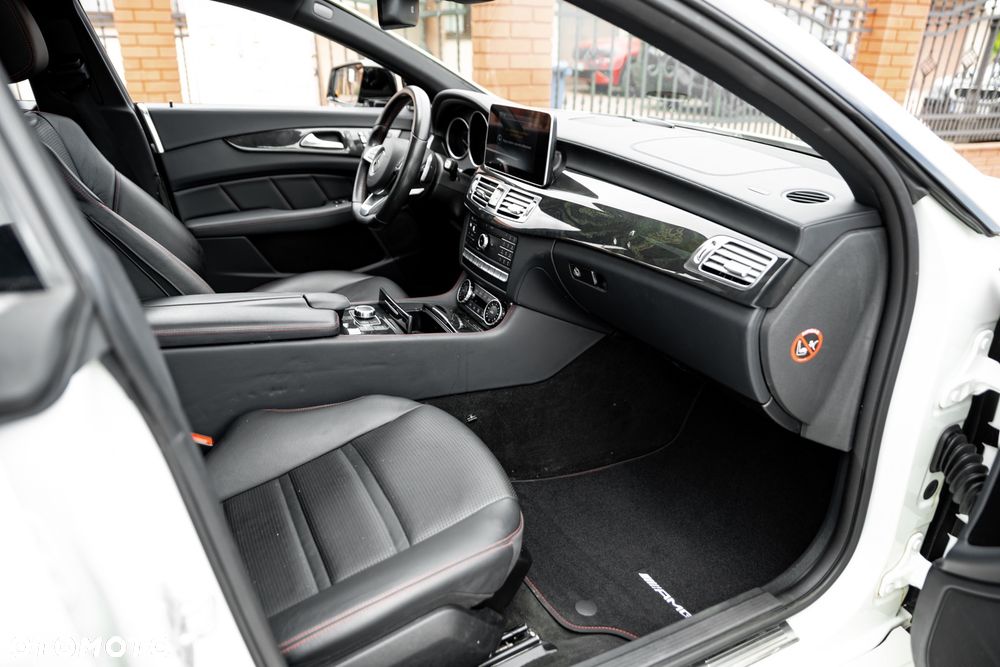 Mercedes-Benz CLS 400 4Matic 7G-TRONIC - 17
