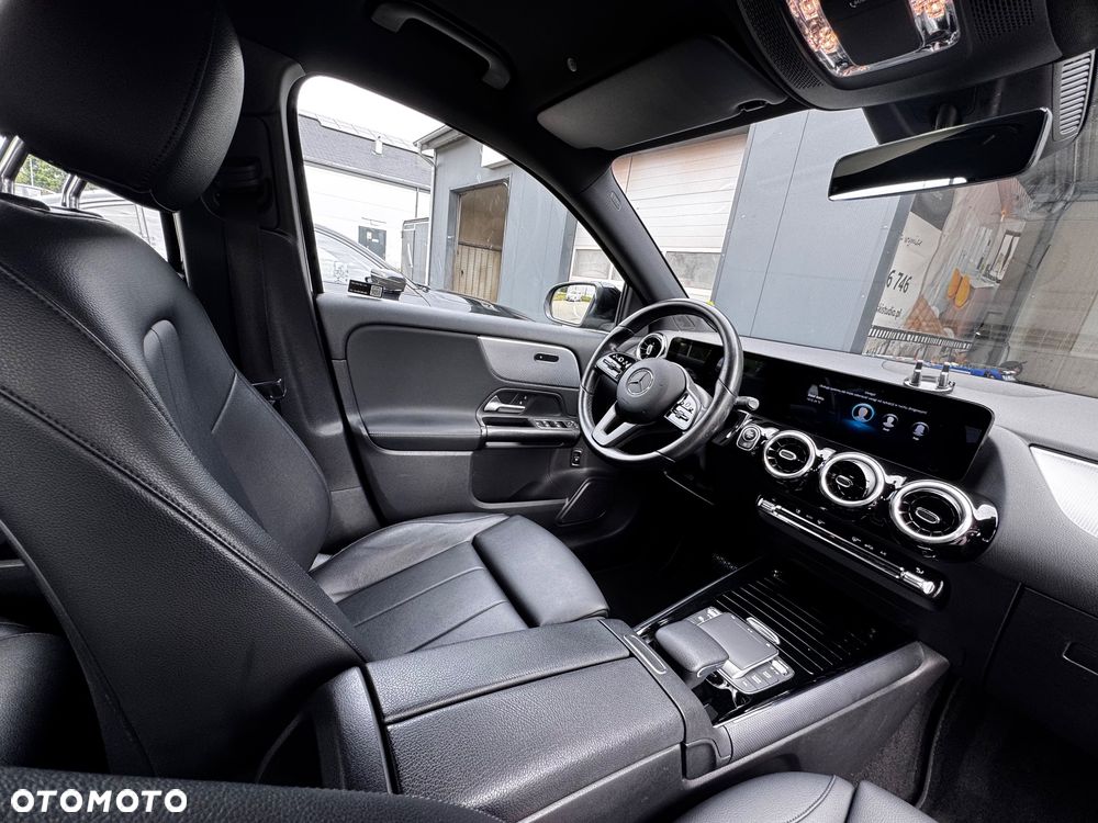 Mercedes-Benz GLA 200 Style - 6