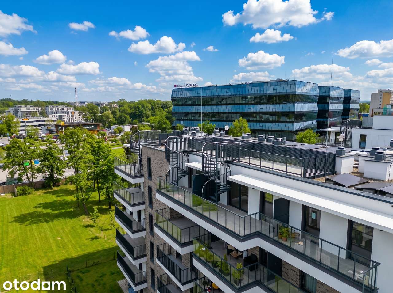 4 pokojowy apartament z dwupoziomowym tarasem ul. Rydlówka