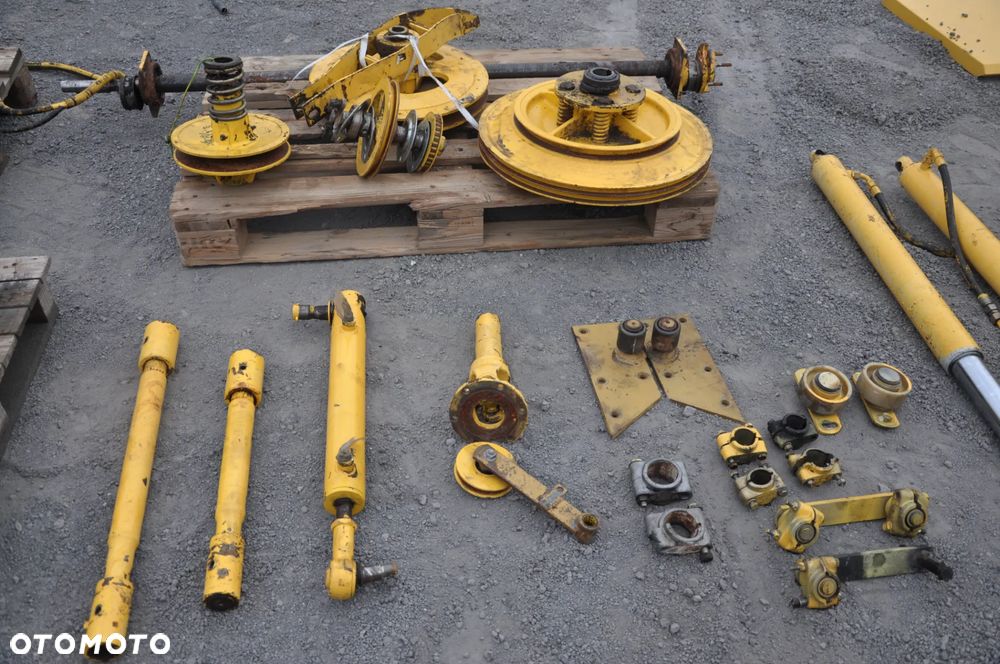 Hydromotor silnik skrzynia New Holland TX 65 66 67 68 - 5