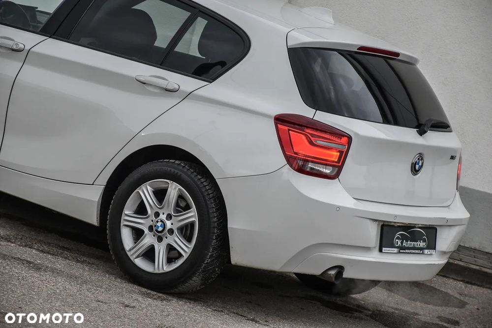BMW Seria 1 116i - 11