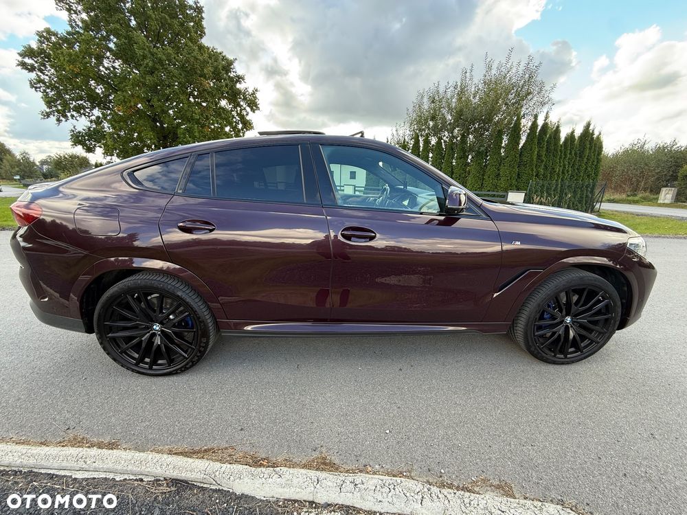 BMW X6 M50i - 17