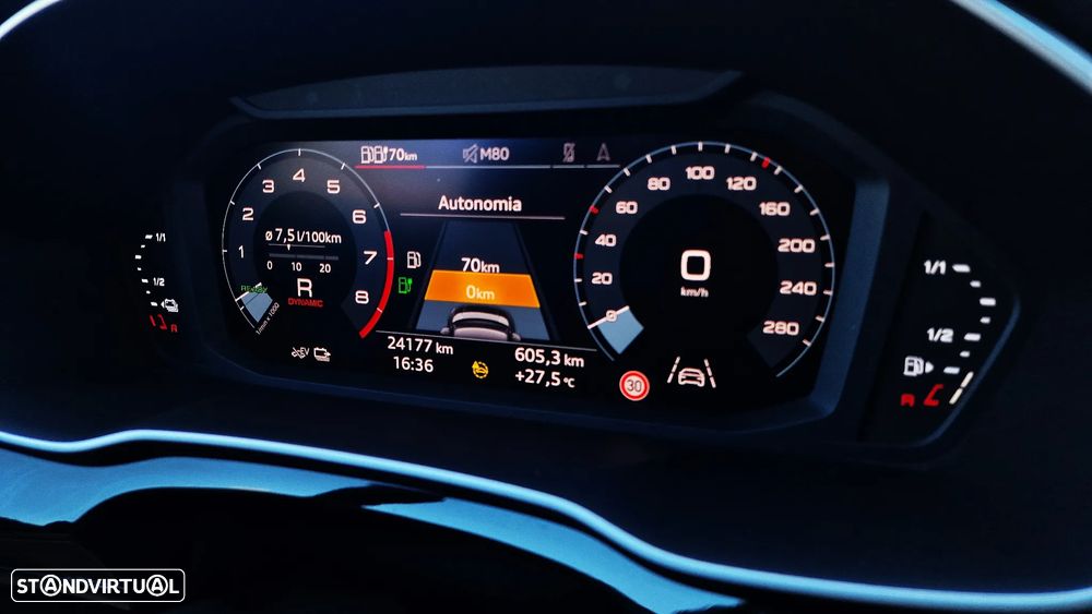 Audi Q3 Sportback 45 TFSIe S tronic S line - 34