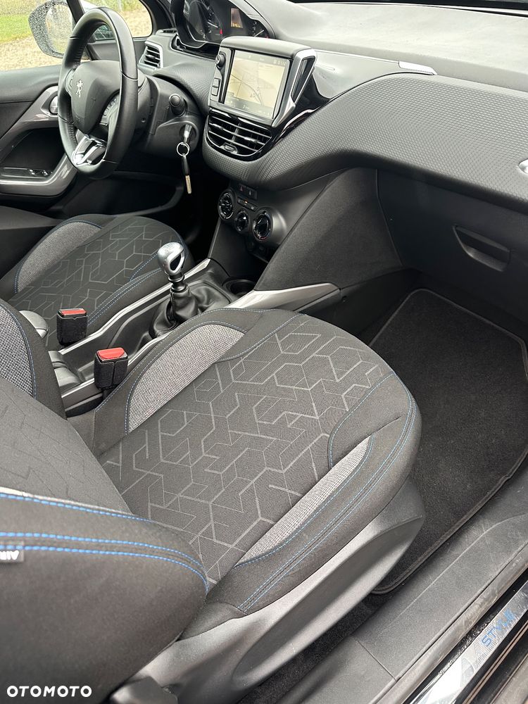 Peugeot 2008 1.5 BlueHDi Allure S&S - 7