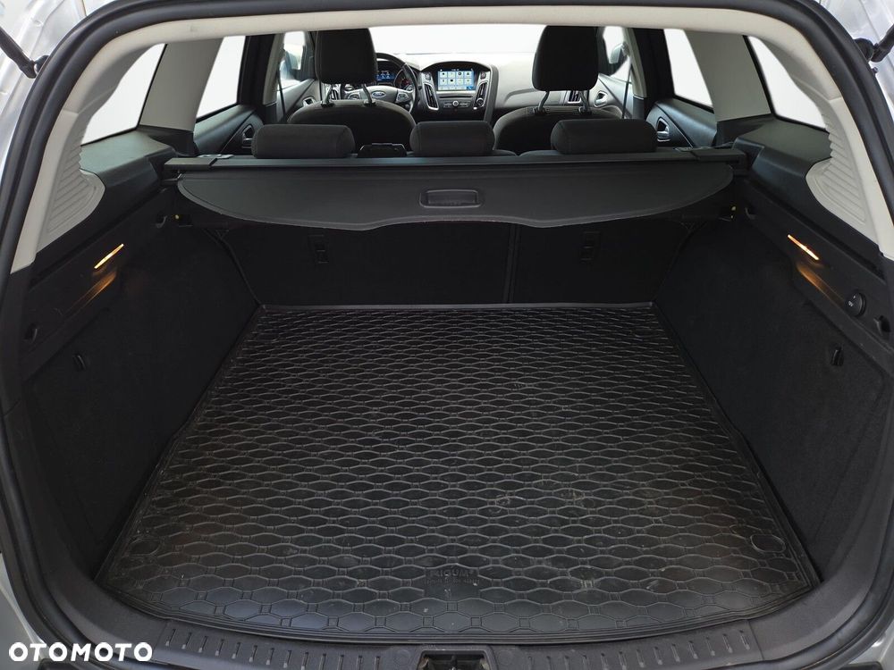 Ford Focus 1.5 EcoBoost Active - 24