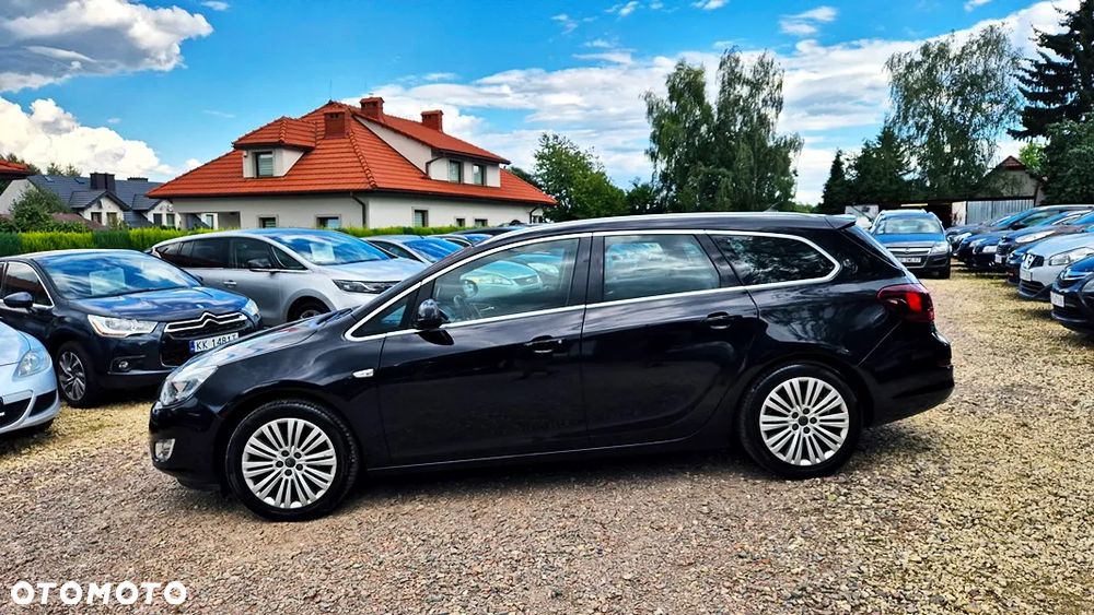 Opel Astra 1.4 T Cosmo - 24