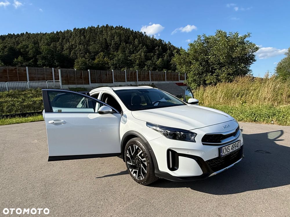 Kia XCeed 1.5 T-GDI Business Line DCT - 14