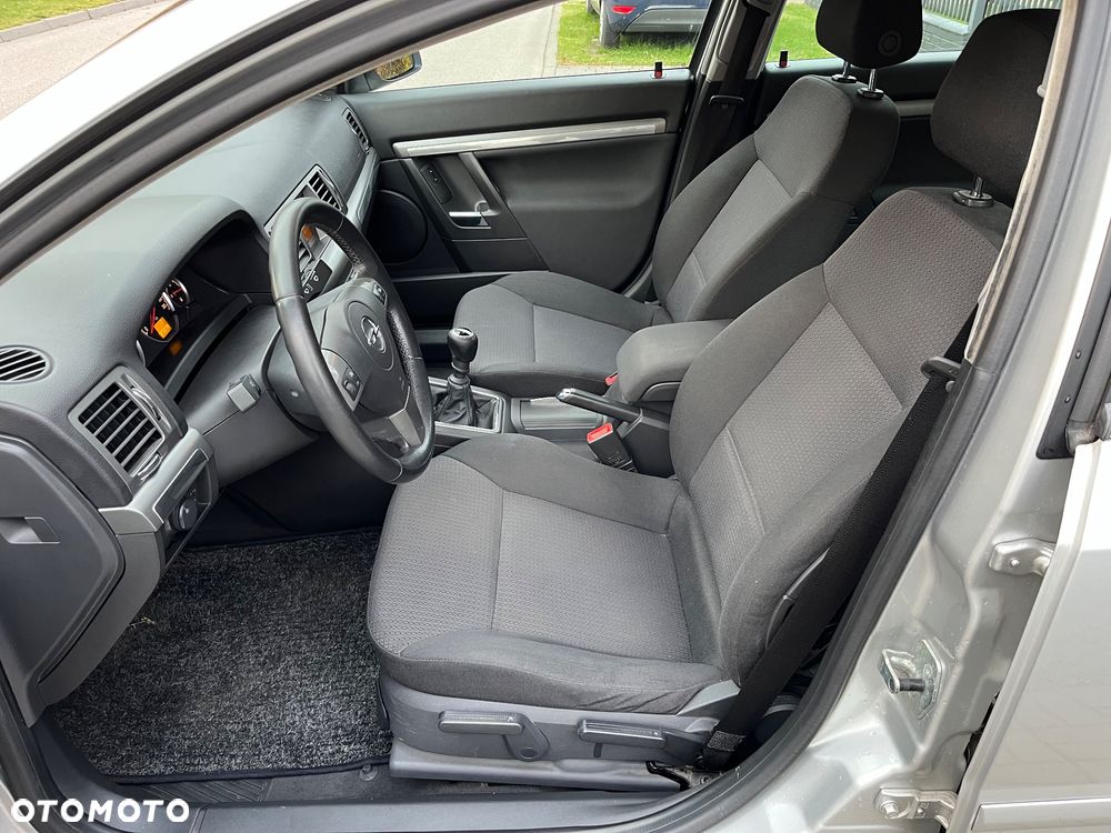 Opel Vectra 1.8 Caravan - 8