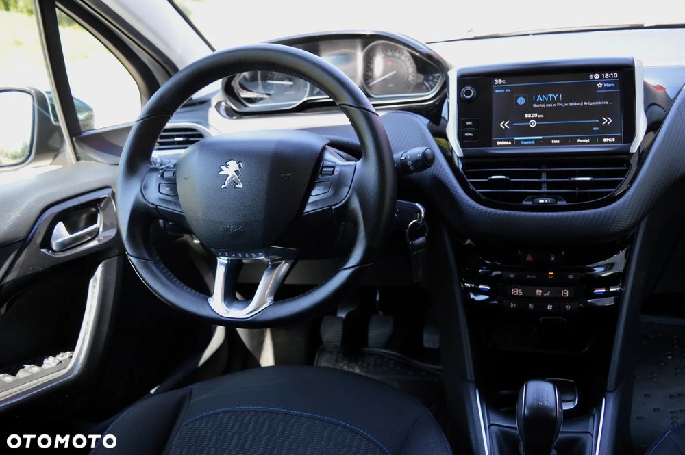 Peugeot 208 1.2 PureTech Allure - 9