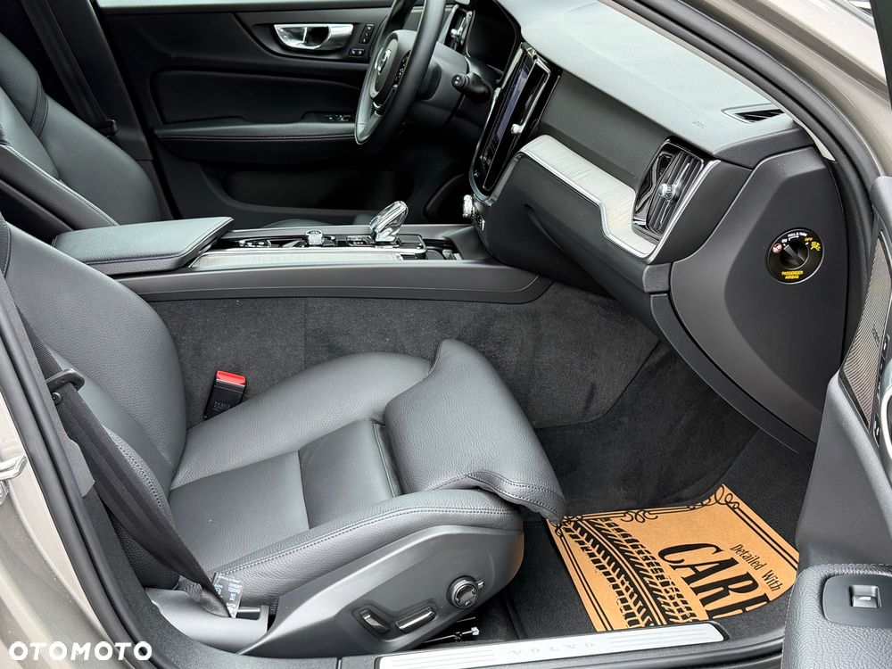 Volvo V60 B4 B DKG Inscription - 18