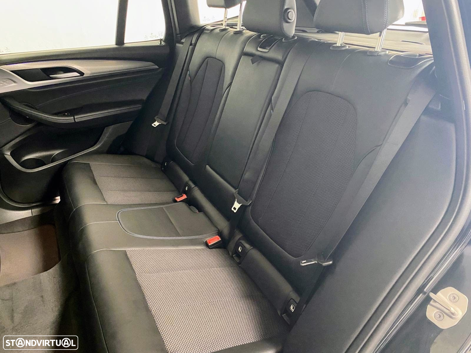 BMW X3 18 d sDrive Pack M Auto - 11