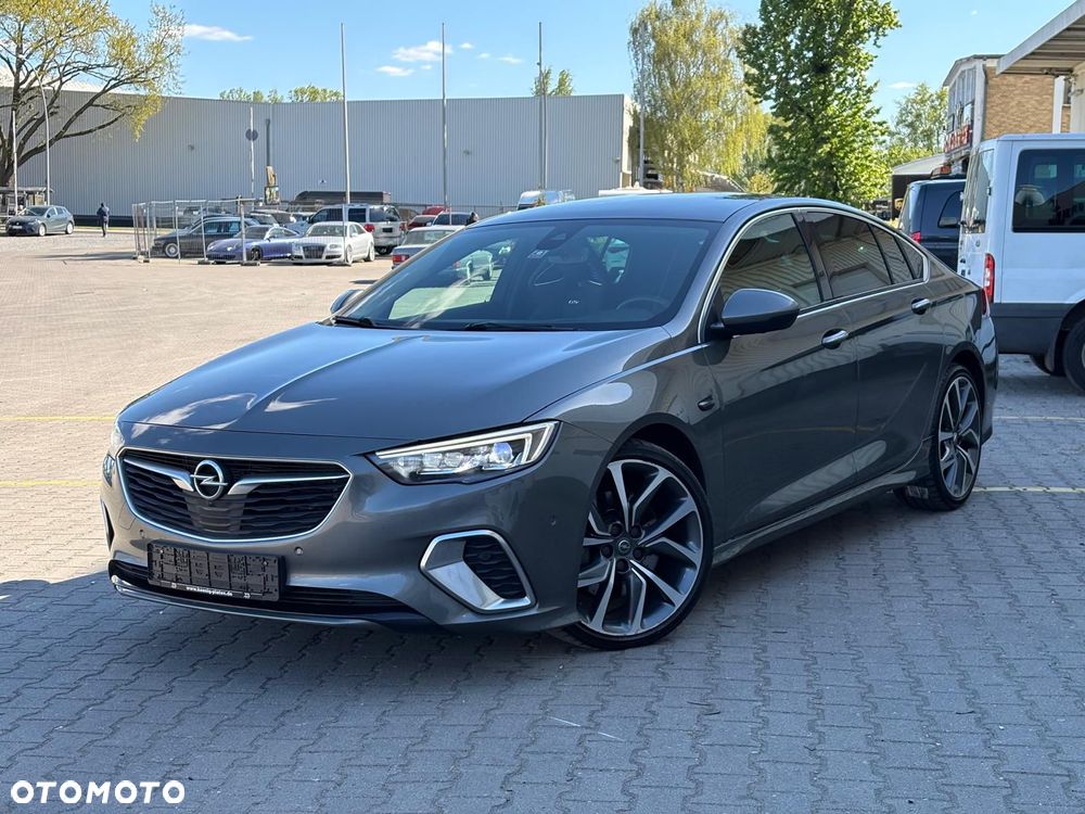 Opel Insignia 2.0 BiTurbo D 4x4 Automatik GSI - 3