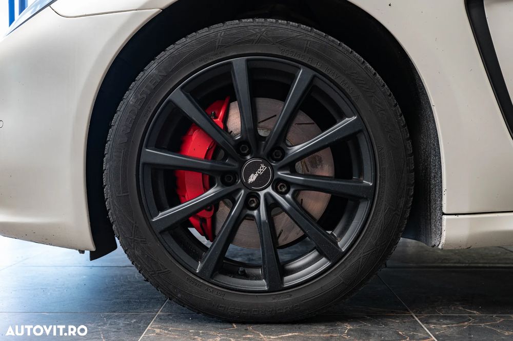 Porsche Panamera 3.0 Tiptronic S - 16