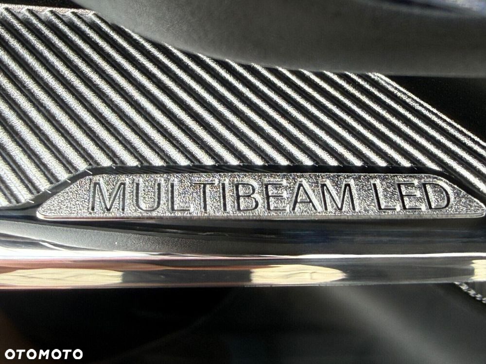 Mercedes-Benz GLB 200 Progressive 7G-DCT - 12