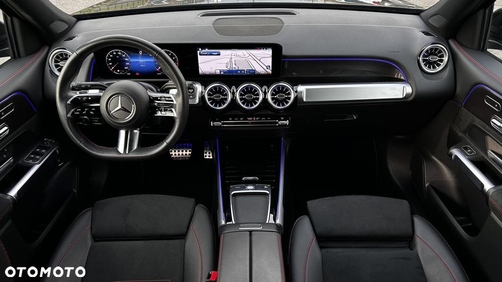 Mercedes-Benz GLB 200 AMG Line 7G-DCT - 21