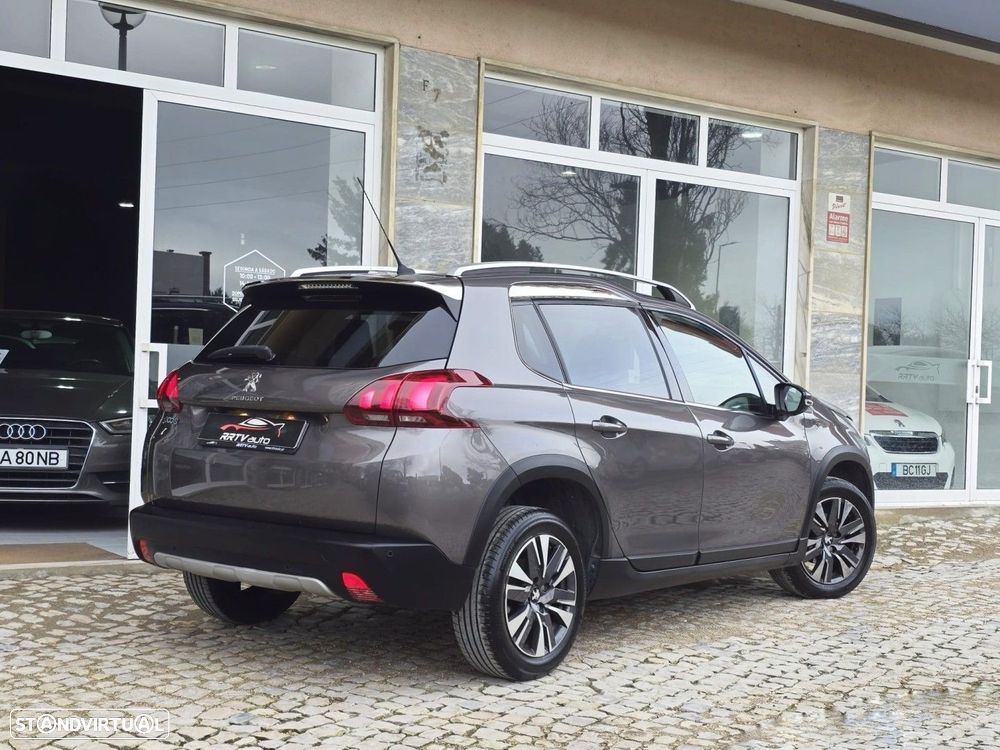 Peugeot 2008 1.6 BlueHDi Allure - 4