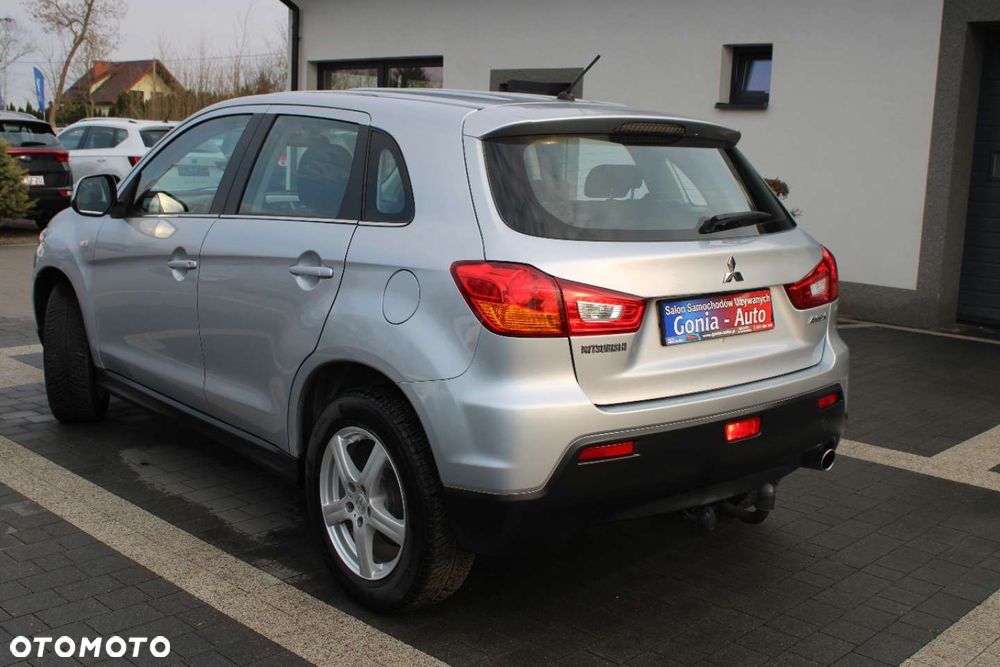 Mitsubishi ASX - 5