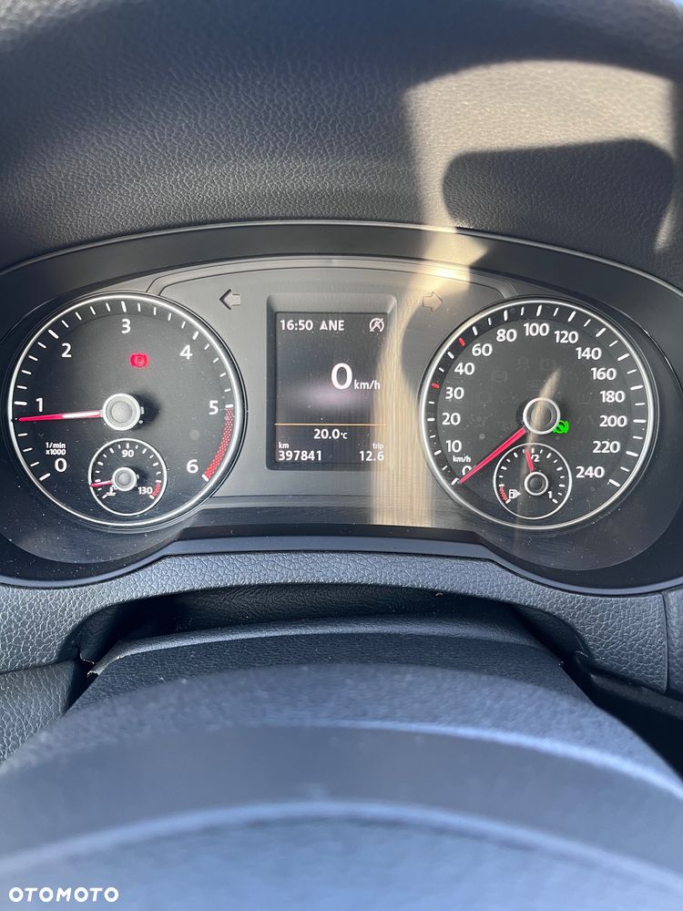 Volkswagen Sharan 2.0 TDI Highline DSG - 12