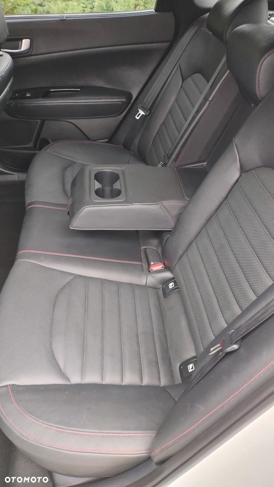 Kia Optima 2.0 T-GDI GT - 34