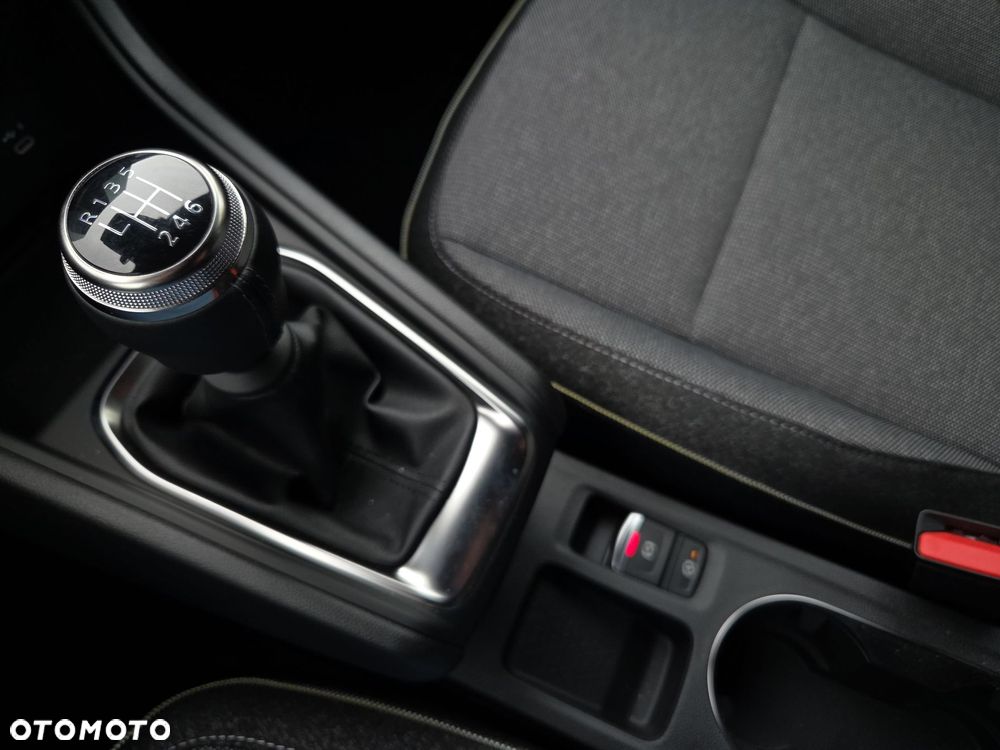Renault Captur - 24