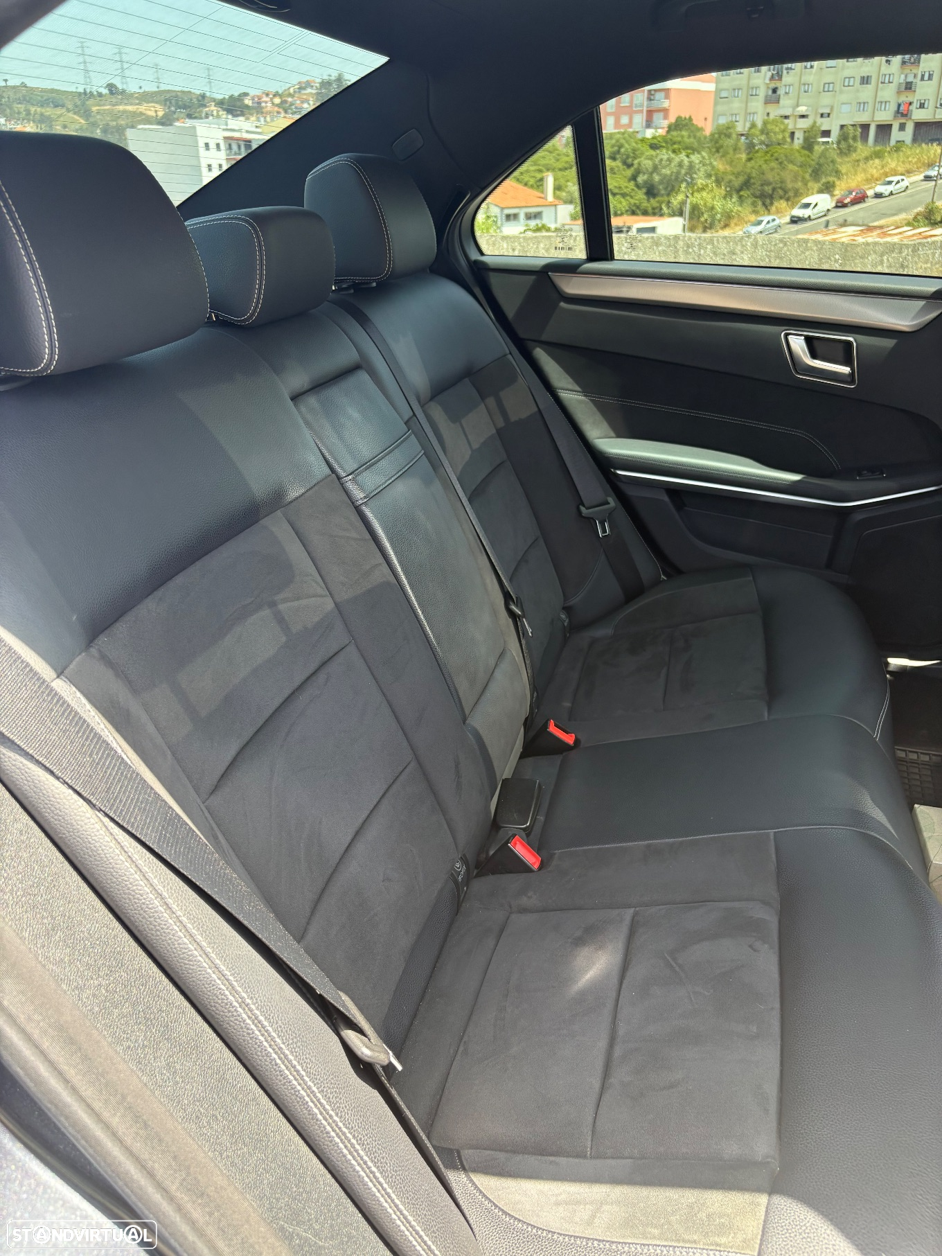 Mercedes-Benz E 300 - 16