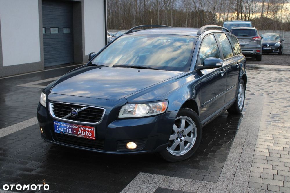 Volvo V50 - 2